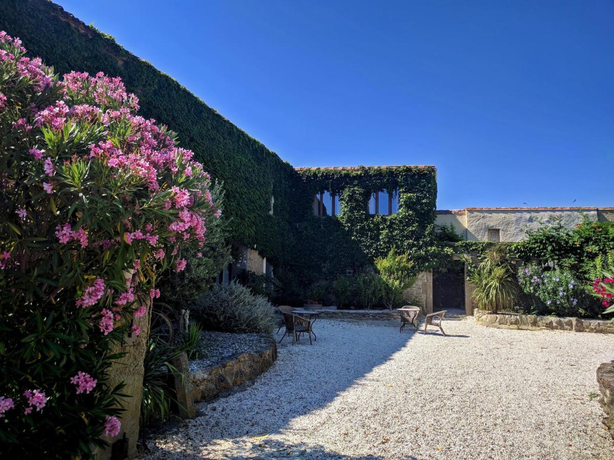 Domaine De Palats Guest House Laure-Minervois Exterior photo